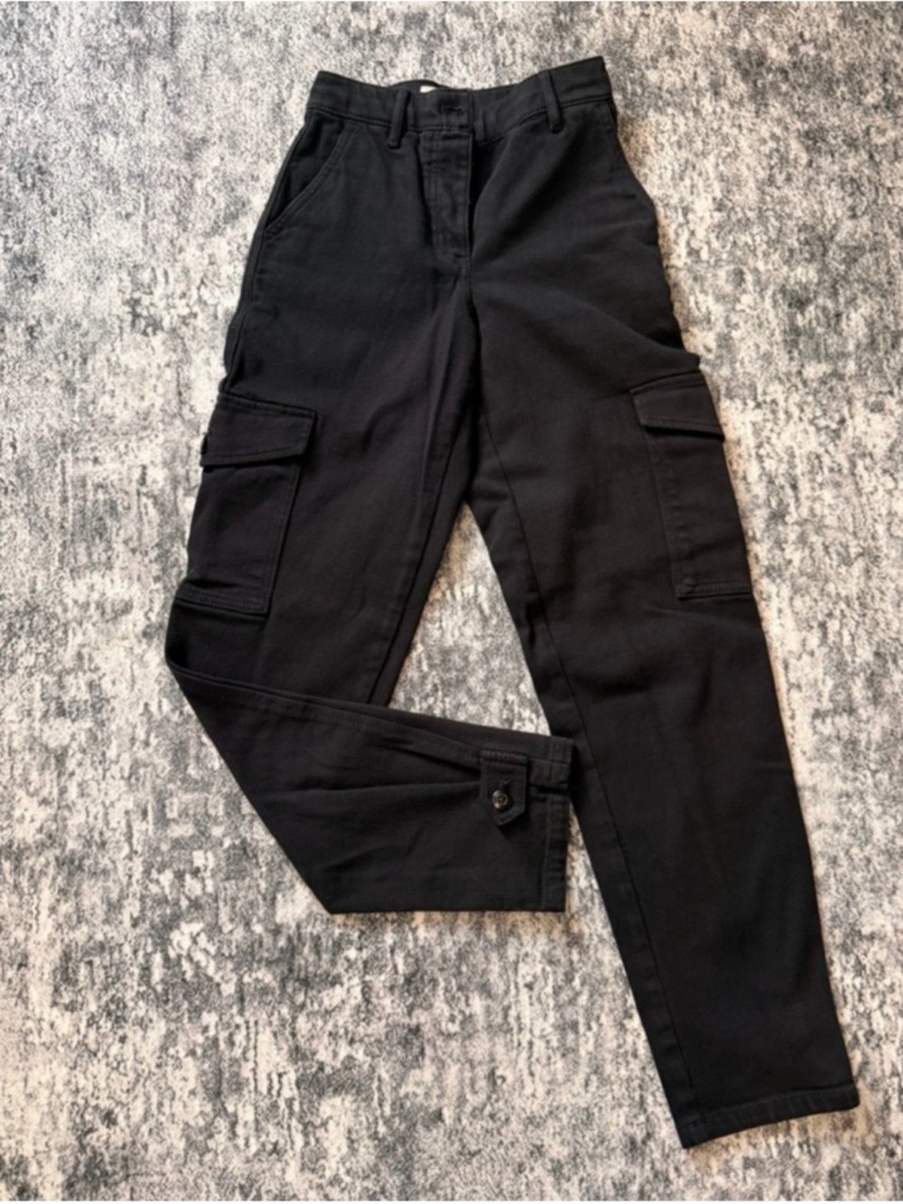 Aritzia Wilfred Free Modern Cargo Pants